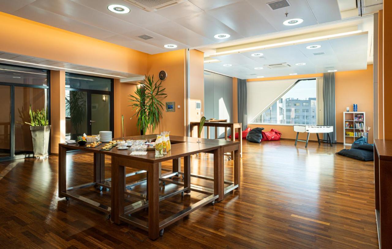 Westside By Ihg Hotel